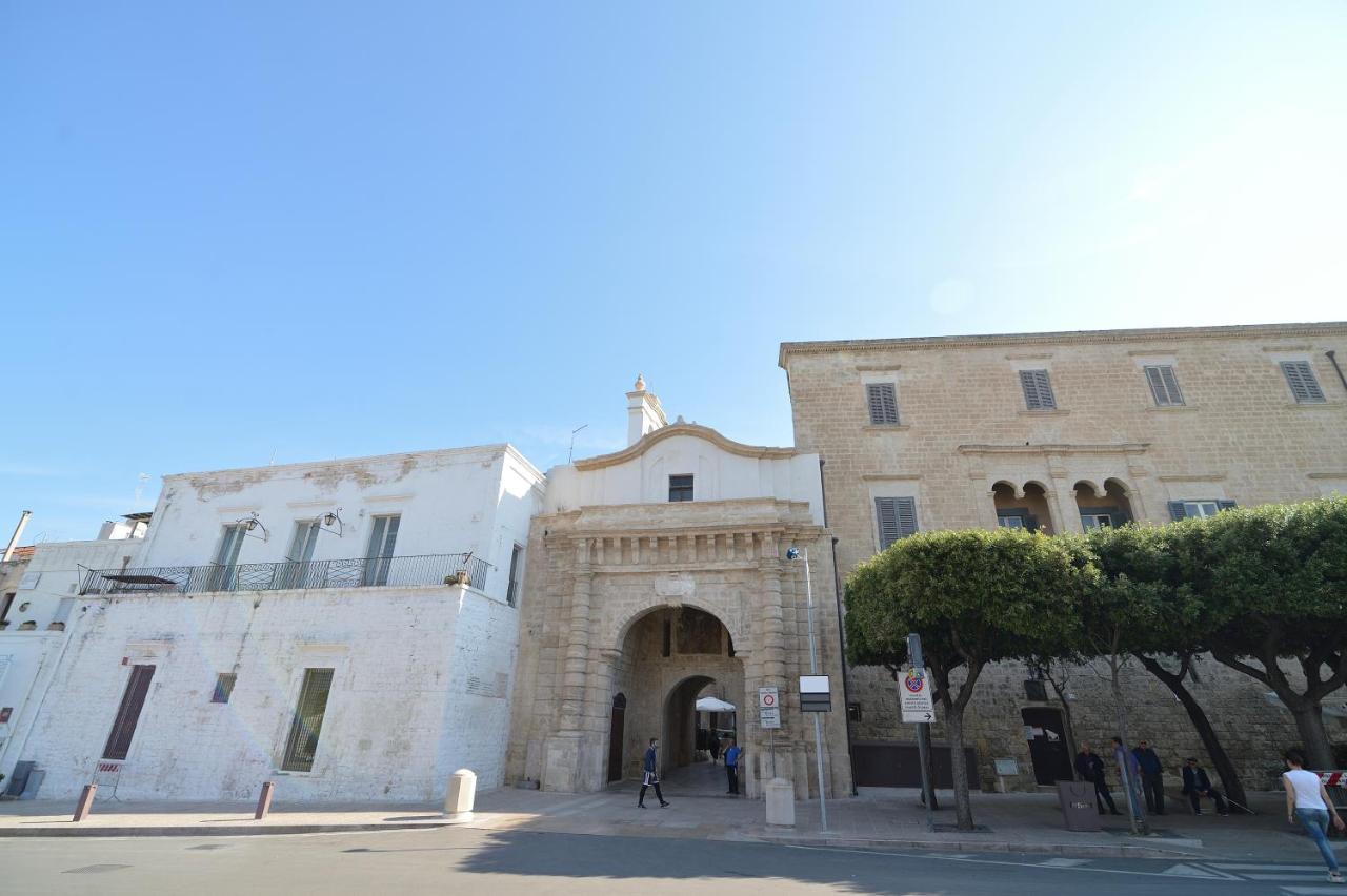 Dimora Pascali Holiday - " Rooms & Relax " Polignano a Mare Bagian luar foto